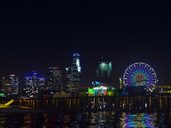 Hintergrundcontest: Pier at night